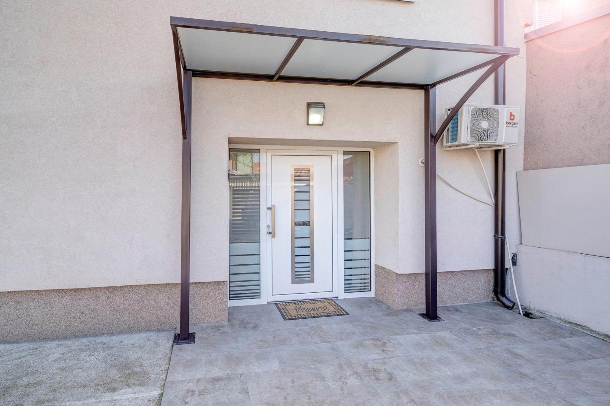 Apartman Nena Pirot Ngoại thất bức ảnh
